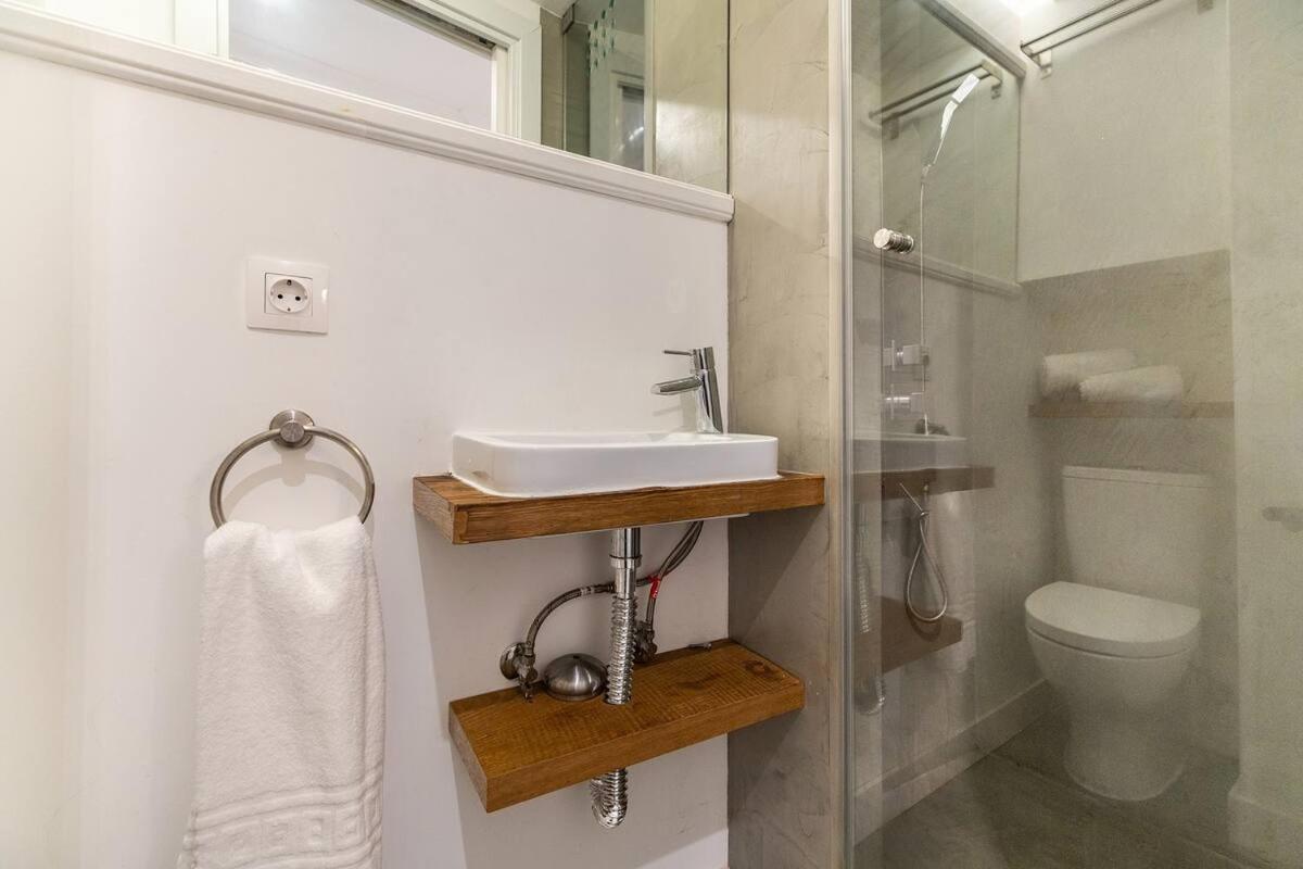 Alfama - Two Bedroom With River View * Lissabon